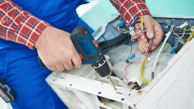 Sarıgöl Çetintaş Çetintaş çamaşır makinesi kart tamiri – Su almama arızası orijinal parça ile giderildi. - Teknik servis örneği